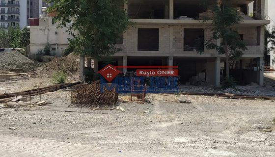 DELİÇAY KIYISINDA SATILIK İŞYERLERİ